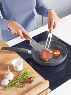 Woll Diamond Lite, Gusspfanne Mit Festem Stiel, Ø 28 Cm, 5 Cm Hoch -Haushaltswaren Store 0b0d1c8a698742c01f4aca9d4e2294c4