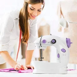 Elektrische Mini Nähmaschine Doppelgewinde Handnähen Mit LED Tragbar Reisenahmaschine Nähen -Haushaltswaren Store 0d129f9e5ed1baacee721a1a575026b7