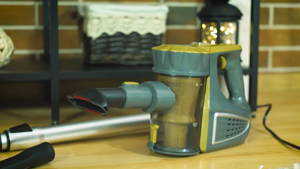 Adler Handstaubsauger AD 7036 Beutellos Autostaubsauger 1,5 L Düsenset 7 Adler Handstaubsauger AD 7036 Beutellos Autostaubsauger 1,5 L Düsenset – Bild 5