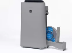 SHARP UA-HD50E-L Luftreiniger (mit Befeuchtungsfunktion, Verbesserung Der Luftqualität, Ideal Für Allergiker, Drei Stufen Filtersystem, HEPA-Filter, Räume Bis Zu 38 M²) Hellgrau [Energieklasse A] -Haushaltswaren Store 146b5526c17a087b4197b91e1e0c97c4