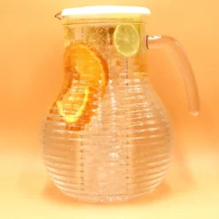 1x Kadum Karaffe Krug Mit Deckel Aus Polycarbonate Bruchfest Und Kratzfest In Echtglasoptik 3 Liter -Haushaltswaren Store 171256e99686878e83753313955791f7