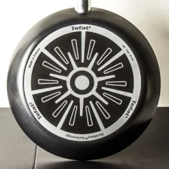 TEFAL Pfanne INVISSIA 28 Cm Bratpfanne Antihaft-Versiegelung Backofen Bis 175 °C -Haushaltswaren Store 19157f18087b7098d58dfd6122111309