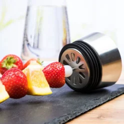 Wasserkaraffe Glas 1 L Mit Früchtespieß Edelstahl Ausguss -Haushaltswaren Store 1b48c6b496b1a1f4f16b530fa35f0bc3