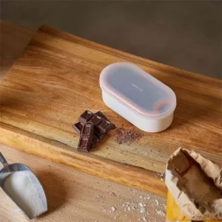 Fiskars FF Handreibe Mit Behälter, 1019530 -Haushaltswaren Store 217106760dc1b3e134048be04d40c9d4