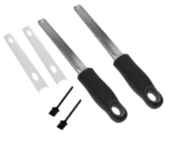 2er Pack Zitronenreibe Aus Edelstahl Parmesanreibe 32,5 Cm Ingwerreibe Multifunktionaler Zester Reibe Muskatnuss Reibe Mit Schutz & Reinigungsbürste Hobel Reibe Für Schokolade, Käse, Kokosnuss