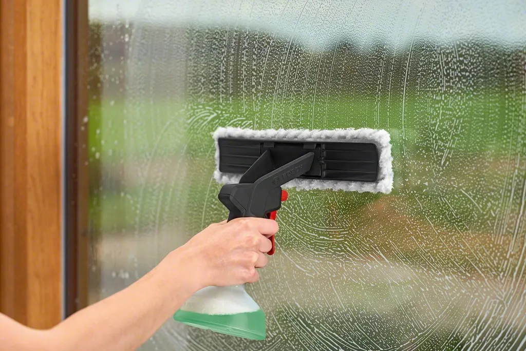 Bosch 3.6V Akku Fensterreiniger GlassVac Inkl. Zubehör 17 Bosch 3.6V Akku Fensterreiniger GlassVac Inkl. Zubehör – Bild 15