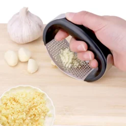 Garlic Press Knoblauchpresse Edelstahl Rostfrei, Knoblauchschneider Spülmaschinenfest Küchenhelfer Mit Silikon Schäler Und Ingwerpresse Bürste 13 Garlic Press Knoblauchpresse Edelstahl Rostfrei, Knoblauchschneider Spülmaschinenfest Küchenhelfer Mit Silikon Schäler Und Ingwerpresse Bürste -Haushaltswaren Store 394e6cb578c26b7e4a8fa7dbff75b334