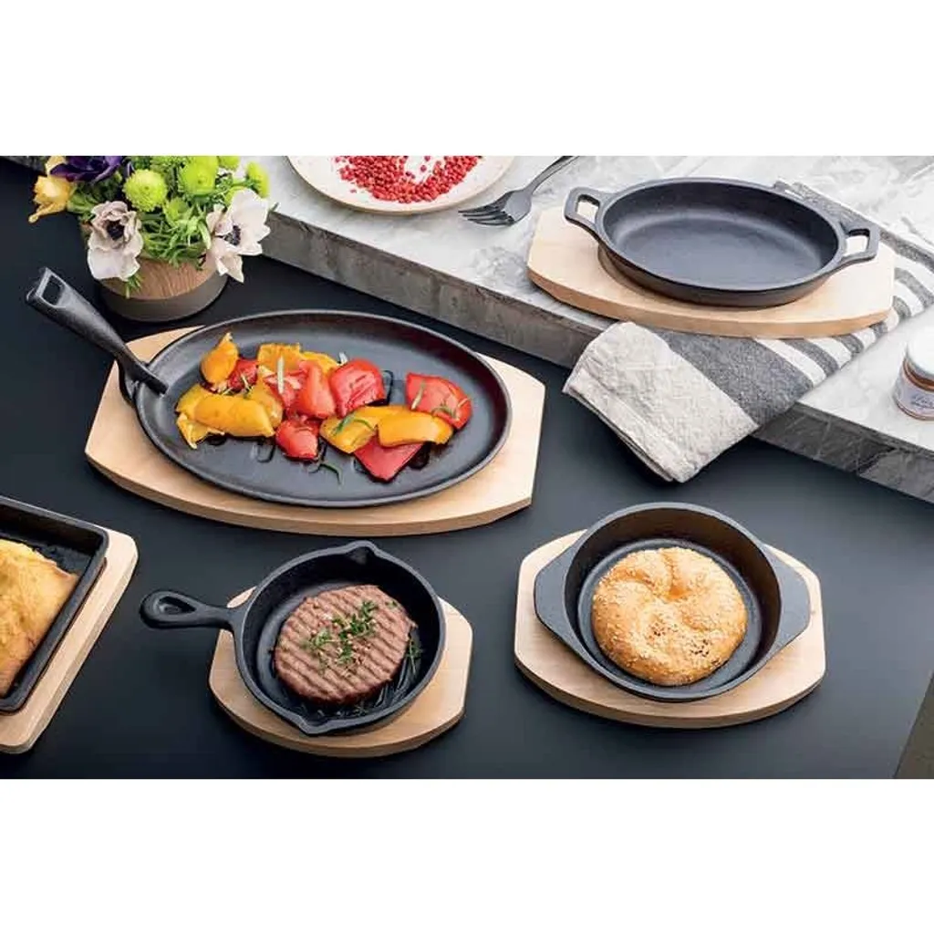 Tognana Porcellane W8458X7FUTA, Quadratisch, Allzweckpfanne, Schwarz, Fusion Taste, Eisenguss, Keramik, Gas, Halogen, Induktion, Versiegelte Platte 5 Tognana Porcellane W8458X7FUTA, Quadratisch, Allzweckpfanne, Schwarz, Fusion Taste, Eisenguss, Keramik, Gas, Halogen, Induktion, Versiegelte Platte – Bild 3