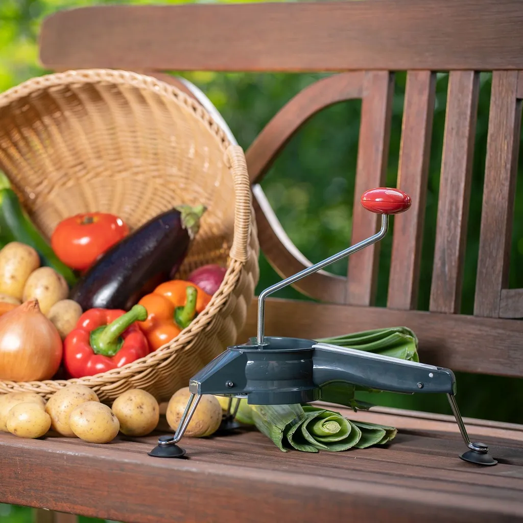 Westmark 1171 22 60 Gemüseschneider Schnitzel-Moul, Schwarz 17 Westmark 1171 22 60 Gemüseschneider Schnitzel-Moul, Schwarz – Bild 15