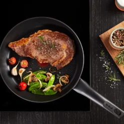 TEFAL Ultimate G26807 30cm Bratpfanne Mit Anti-Scratch-Beschichtung INDUKTION Schwarz -Haushaltswaren Store 50b585eb880e33ff554478f4b315d8f1