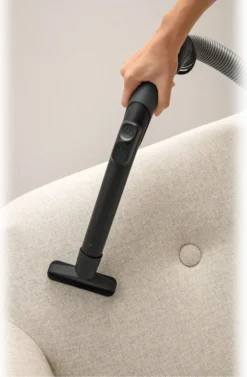 HooGo B3+ Bodenstaubsauger 3 Liter Mit Beutel Inkl. Parkett-, Polster- Und Fugendüse, Möbelbürste, 11m Aktionsradius, HEPA14 Filter, Allergikertauglich 22 HooGo B3+ Bodenstaubsauger 3 Liter Mit Beutel Inkl. Parkett-, Polster- Und Fugendüse, Möbelbürste, 11m Aktionsradius, HEPA14 Filter, Allergikertauglich -Haushaltswaren Store 5666db350c4e322c93e096dc10e5a928