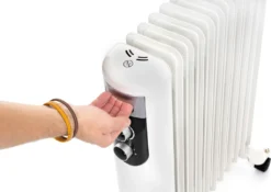 Ölradiator 2500W Lehmann Elektro Heizkörper Mit 11 Rippen Öl Radiator Mobile Elektroheizung Mit Temperaturregelung, Heizung, Heizlüfter, Thermostatregler, Abschaltautomatik, Überhitzungsschutz 2500 Watt, Weiß 18 Ölradiator 2500W Lehmann Elektro Heizkörper Mit 11 Rippen Öl Radiator Mobile Elektroheizung Mit Temperaturregelung, Heizung, Heizlüfter, Thermostatregler, Abschaltautomatik, Überhitzungsschutz 2500 Watt, Weiß -Haushaltswaren Store 597f177337ebd0f2beac88e56f780494