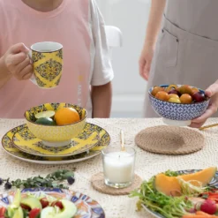 Vancasso Tafelservice Porzellan, JASMIN 16 Teiliges Essgeschirr Kombiservice, Handbemaltes Geschirrset Für 4 Personen, Böhmischer Stil 20 Vancasso Tafelservice Porzellan, JASMIN 16 Teiliges Essgeschirr Kombiservice, Handbemaltes Geschirrset Für 4 Personen, Böhmischer Stil -Haushaltswaren Store 5a58200503e42cd45fb31ea14f32091c