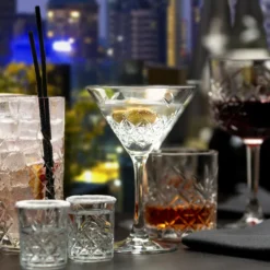 Pasabahce Martiniglas Timeless 23cl - 4 Stück -Haushaltswaren Store 60c321906895263510b2a2de264c7d9d