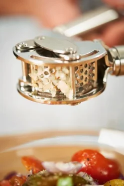 Rösle Knoblauchpresse Mit Abstreifer Edelstahl -Haushaltswaren Store 6ac8f8a131a30fd8933c164d19b899fa