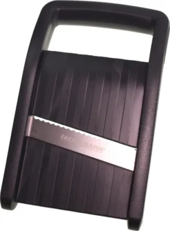 Fackelmann Kompakt-Hobel, Gemüsehobel Mit Edelstahlklinge, Reibe Mit Ergonomischem Griff (Farbe: Schwarz/Silber), Menge: 1 Stück 10 Fackelmann Kompakt-Hobel, Gemüsehobel Mit Edelstahlklinge, Reibe Mit Ergonomischem Griff (Farbe: Schwarz/Silber), Menge: 1 Stück -Haushaltswaren Store 723db46f9e300ade4364a2926b6f470c