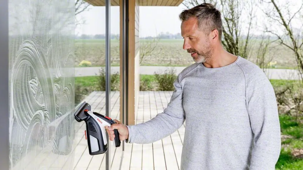 Bosch 3.6V Akku Fensterreiniger GlassVac Inkl. Zubehör 21 Bosch 3.6V Akku Fensterreiniger GlassVac Inkl. Zubehör – Bild 19