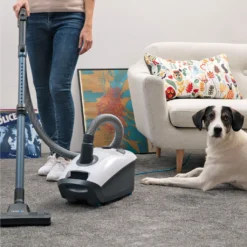 HooGo B3+ Bodenstaubsauger 3 Liter Mit Beutel Inkl. Parkett-, Polster- Und Fugendüse, Möbelbürste, 11m Aktionsradius, HEPA14 Filter, Allergikertauglich 20 HooGo B3+ Bodenstaubsauger 3 Liter Mit Beutel Inkl. Parkett-, Polster- Und Fugendüse, Möbelbürste, 11m Aktionsradius, HEPA14 Filter, Allergikertauglich -Haushaltswaren Store 96d089e8e348c0c7cdf4195a00d823f9