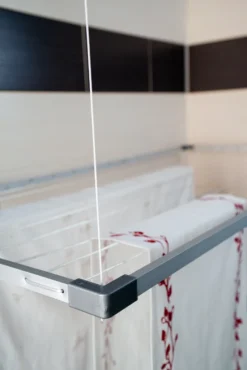 DRY-SMART Flex Deckenwäschetrockner - Deckentrockner Ausziehbar - Wäscheständer Für Die Decke – Für Badewanne, Balkon, Innen Und Outdoor – Platzsparend - Einfache Deckenbefestigung 100-160 Cm 11 DRY-SMART Flex Deckenwäschetrockner - Deckentrockner Ausziehbar - Wäscheständer Für Die Decke – Für Badewanne, Balkon, Innen Und Outdoor – Platzsparend - Einfache Deckenbefestigung 100-160 Cm -Haushaltswaren Store c30f71b0862a22cd5abdab6f32a54ea2