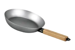 BEKA Nomad Pfanne Stahl + Akazienholz Ø20cm, Silber-grau/natur -Haushaltswaren Store c3799754639767be5f414aae23a8a4ac