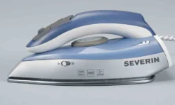 SEVERIN Reise-Dampfbügeleisen BA 3234 Silber / Blau 28 SEVERIN Reise-Dampfbügeleisen BA 3234 Silber / Blau -Haushaltswaren Store c655a1e7e4d4b7624acfe46c36115afe
