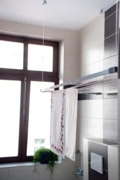 DRY-SMART Flex Deckenwäschetrockner - Deckentrockner Ausziehbar - Wäscheständer Für Die Decke – Für Badewanne, Balkon, Innen Und Outdoor – Platzsparend - Einfache Deckenbefestigung 100-160 Cm 9 DRY-SMART Flex Deckenwäschetrockner - Deckentrockner Ausziehbar - Wäscheständer Für Die Decke – Für Badewanne, Balkon, Innen Und Outdoor – Platzsparend - Einfache Deckenbefestigung 100-160 Cm -Haushaltswaren Store cbd970bd88a6b7818066e864cf2e571c