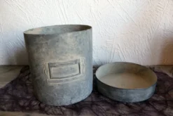 Zink Vorratsdose 12,5cm -Haushaltswaren Store d7b43d5cc9ceb5b270f3caae6ecd3117