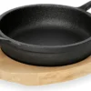 Servierpfanne Mit Holzuntersetzer, Gusseisen Unbeschichtet, 10-18 Cm Ø Wählbar : Servierpfanne Mit Holzuntersetzer, Ø 18 Cm, Variante: Servierpfanne Mit Holzuntersetzer, Ø 18 Cm 2 Servierpfanne Mit Holzuntersetzer, Gusseisen Unbeschichtet, 10-18 Cm Ø Wählbar : Servierpfanne Mit Holzuntersetzer, Ø 18 Cm, Variante: Servierpfanne Mit Holzuntersetzer, Ø 18 Cm -Haushaltswaren Store dc85ed652c6ef51c68f55db904425126