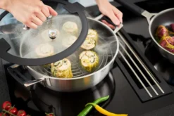 Rösle Schmorpfanne/Dampfgarer Mit Deckel Ø 28cm Silence Pro -Haushaltswaren Store e38f3c7a46b83908f6c613ca8d0aa523