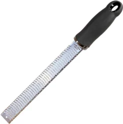 Premium Zester Reibe - Deine Hochwertige Parmesanreibe, Muskatnussreibe, Zitronenreibe, Ingwerreibe Mit Messerscharfen Edelstahl Klingen Und Holzgriff 15 Premium Zester Reibe - Deine Hochwertige Parmesanreibe, Muskatnussreibe, Zitronenreibe, Ingwerreibe Mit Messerscharfen Edelstahl Klingen Und Holzgriff -Haushaltswaren Store e427331a7494be3a72aa6a583f52f02e 1