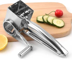4 In 1 Edelstahl Manuelle Rotary Käsereibe Aus Edelstahl Gemüse Kaese Cutter Käseraspel Käsereiben Mit 4 Ersatzköpfe 12 4 In 1 Edelstahl Manuelle Rotary Käsereibe Aus Edelstahl Gemüse Kaese Cutter Käseraspel Käsereiben Mit 4 Ersatzköpfe -Haushaltswaren Store e89e185de2569516f0dc672a13eeb5db