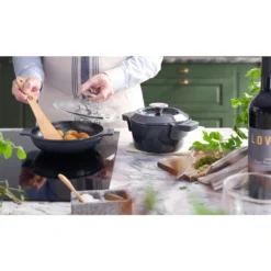 Woll IRON, Topf Mit Deckel, Ø 16 Cm, 8 Cm Hoch, 1.3 Liter, Inkl. Silikongriffe, Carbon Grey -Haushaltswaren Store f57ceccd884b66b9bbea7998896a00f4