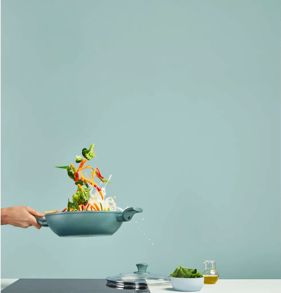 Russell Hobbs Russel Hobbs Excellence Wok Mit Deckel 28cm - Antihaftbeschichtete Grillplatten 4 Russell Hobbs Russel Hobbs Excellence Wok Mit Deckel 28cm - Antihaftbeschichtete Grillplatten – Bild 2